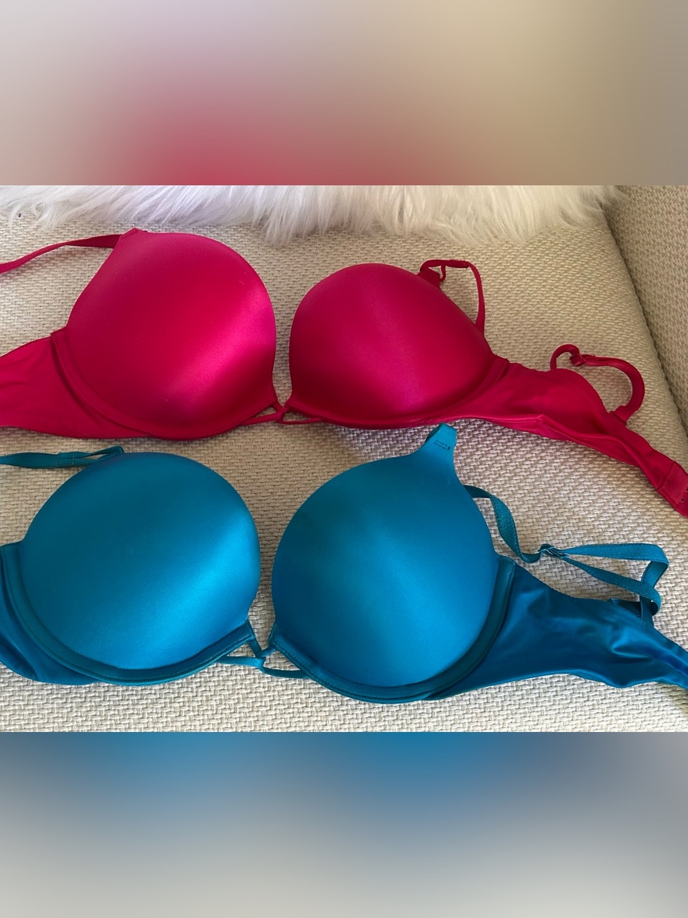 Victoria’s Secret Bombshell Plunge Bra Duo 32C Turquoise Fuchsia Push-Up Set